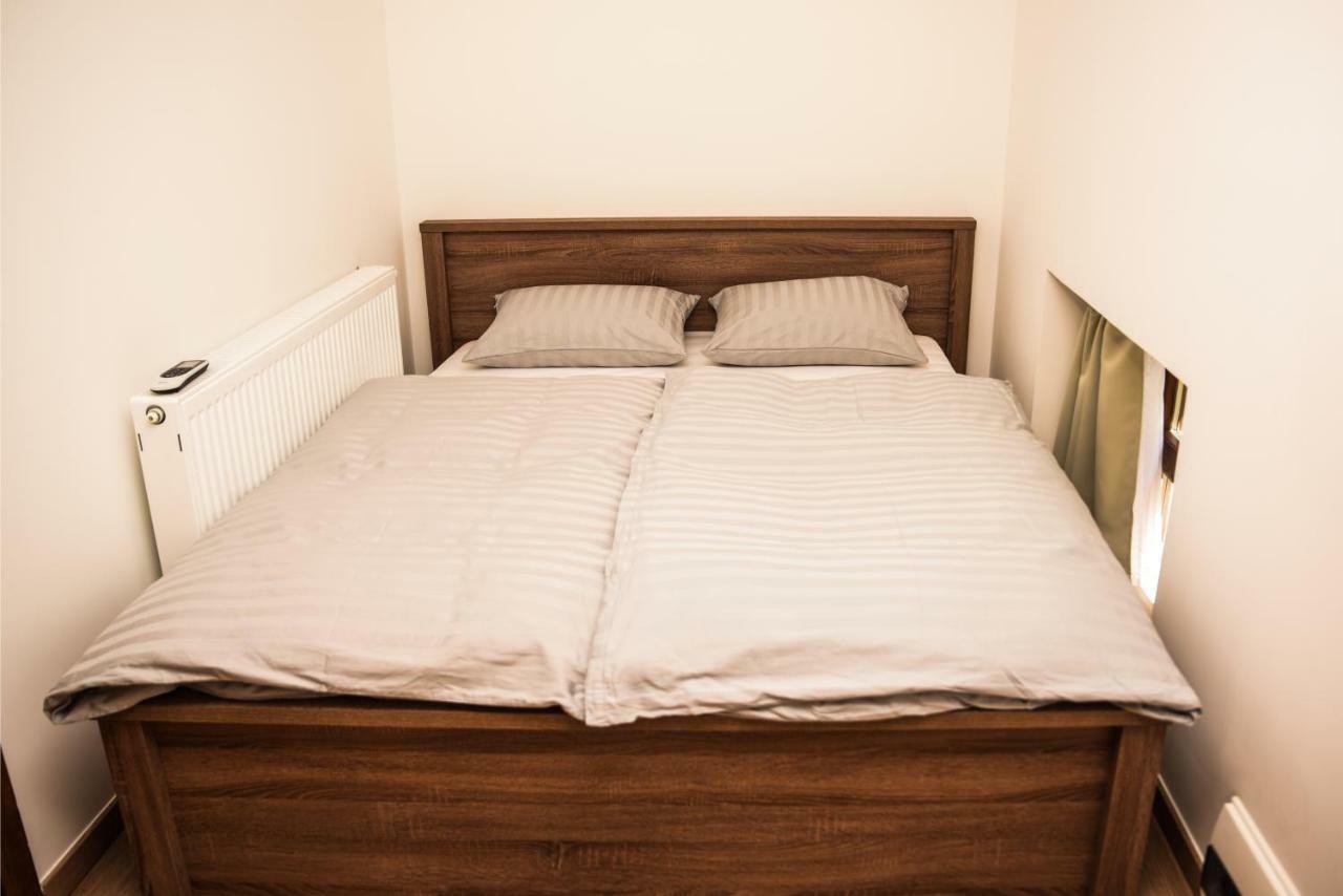Centrum Apartman Cegléd エクステリア 写真
